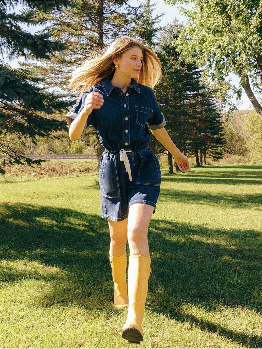 Yoga Jeans Botanical Dark Blue
Romper